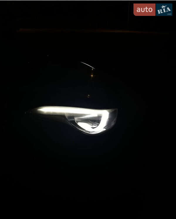 Седан Hyundai Elantra 2013 в Днепре