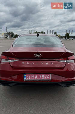 Седан Hyundai Elantra 2021 в 