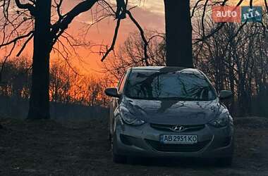 Седан Hyundai Elantra 2012 в Вінниці
