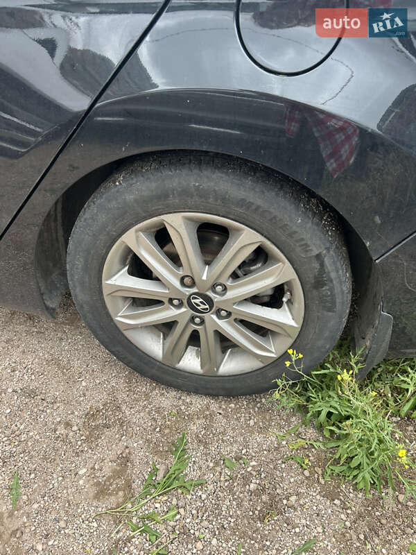 Седан Hyundai Elantra 2013 в Кривом Роге фото 12 Седан Hyundai Elantra 2013 в Кривом Роге