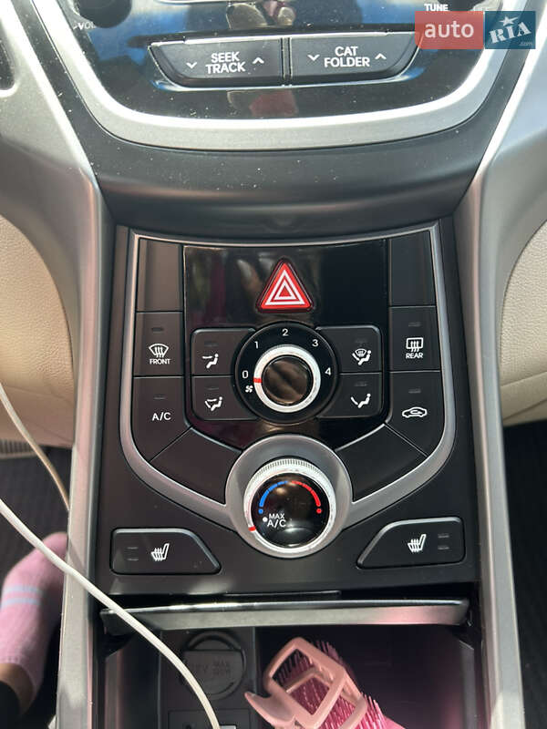 Седан Hyundai Elantra 2013 в Кривом Роге фото 34 Седан Hyundai Elantra 2013 в Кривом Роге