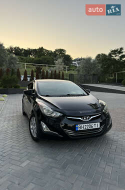 Седан Hyundai Elantra 2013 в Одессе