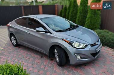 Седан Hyundai Elantra 2015 в Кропивницькому