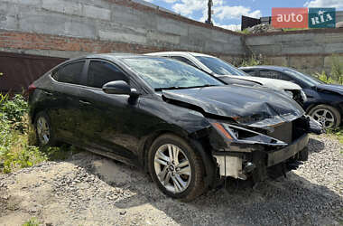 Седан Hyundai Elantra 2020 в Киеве