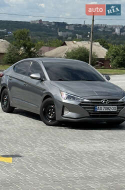 Седан Hyundai Elantra 2019 в Харкові