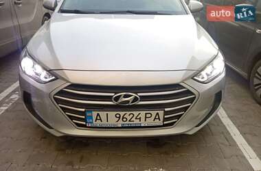 Hyundai Elantra 2017