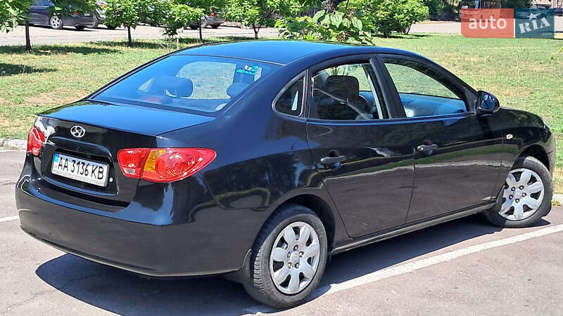 Седан Hyundai Elantra 2008 в Кам'янському