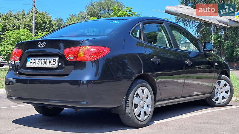 Седан Hyundai Elantra 2008 в Кам'янському
