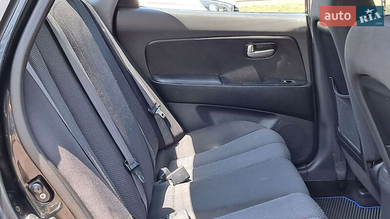 Седан Hyundai Elantra 2008 в Кам'янському