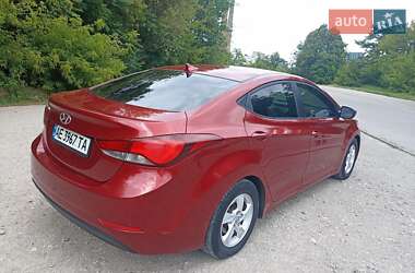 Седан Hyundai Elantra 2014 в 