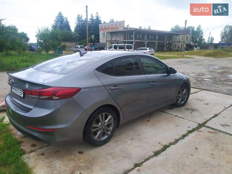 Седан Hyundai Elantra 2017 в Романіву фото 2 Седан Hyundai Elantra 2017 в Романіву