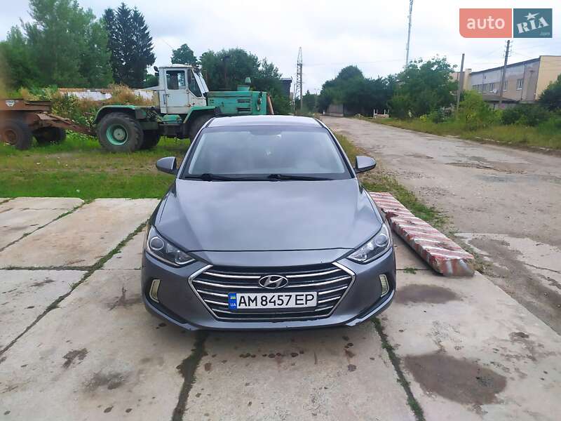 Седан Hyundai Elantra 2017 в Романіву фото 5 Седан Hyundai Elantra 2017 в Романіву