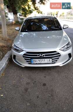 Седан Hyundai Elantra 2018 в Одессе