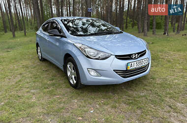 Седан Hyundai Elantra 2013 в Буче