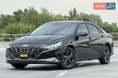 Седан Hyundai Elantra 2021 в Киеве