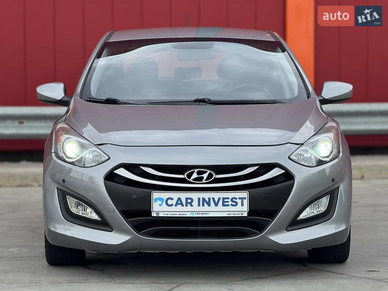 Хэтчбек Hyundai Elantra 2014 в Киеве