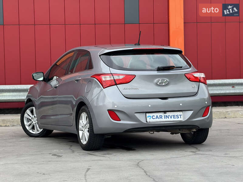 Хэтчбек Hyundai Elantra 2014 в Киеве