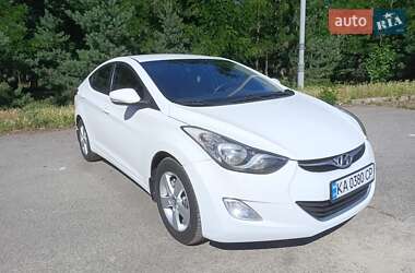 Седан Hyundai Elantra 2012 в 