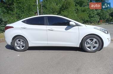 Седан Hyundai Elantra 2012 в 