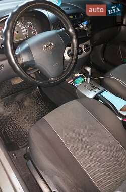 Седан Hyundai Elantra 2008 в 