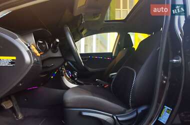 Седан Hyundai Elantra 2015 в 
