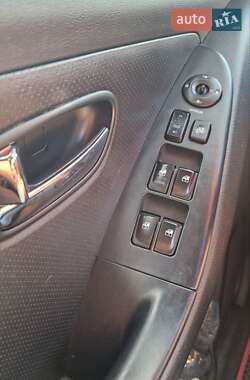 Седан Hyundai Elantra 2010 в 