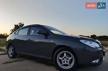 Седан Hyundai Elantra 2008 в Миколаєві