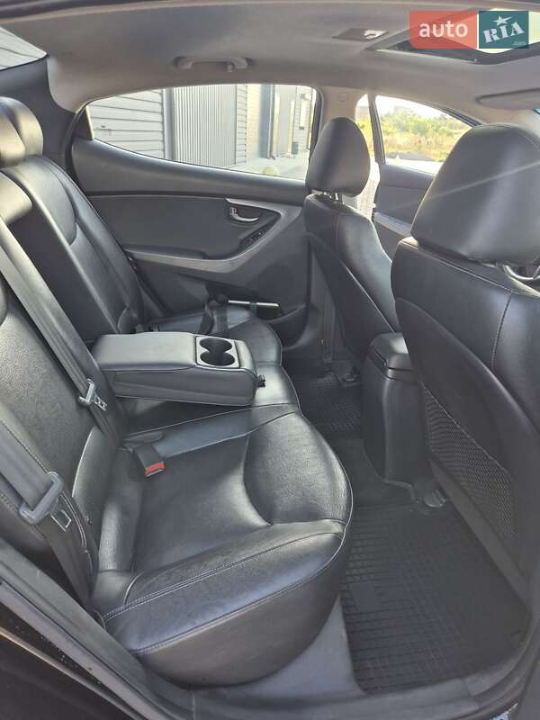 Седан Hyundai Elantra 2013 в Кропивницькому