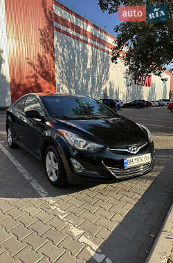Hyundai Elantra 2013