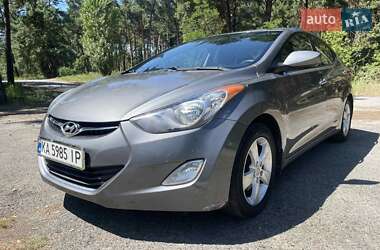 Hyundai Elantra 2012