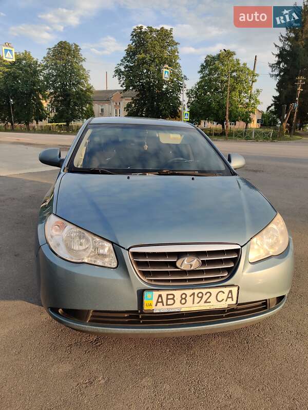 Седан Hyundai Elantra 2008 в 