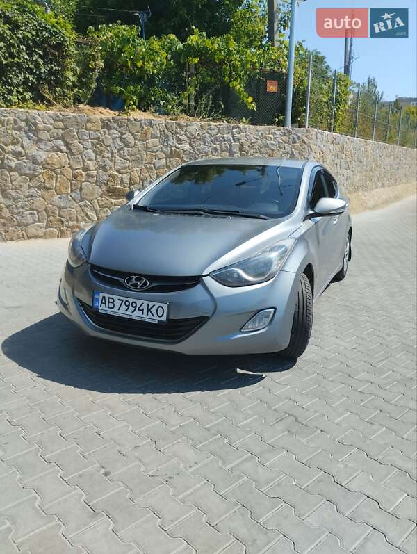 Седан Hyundai Elantra 2012 в Вінниці