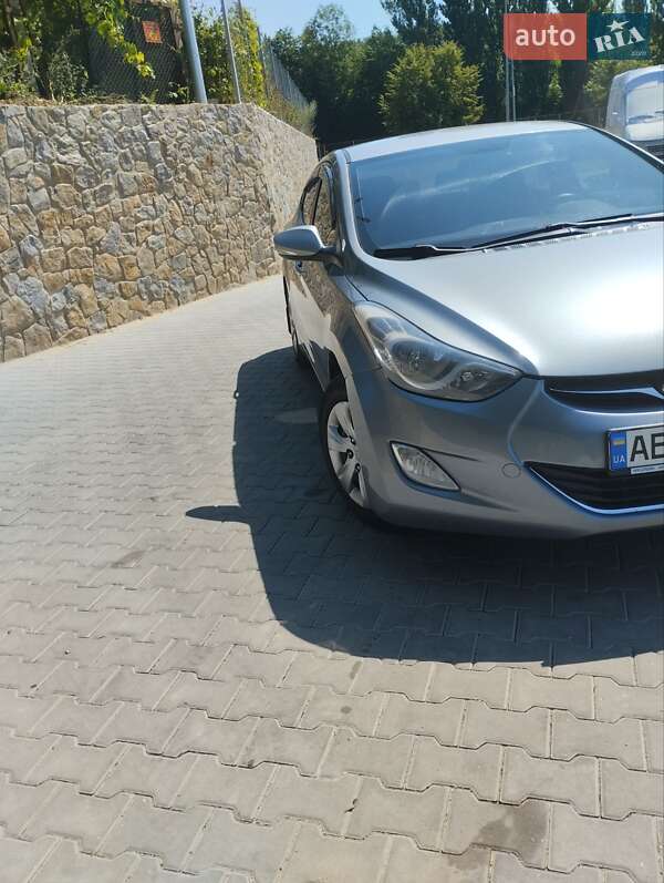 Седан Hyundai Elantra 2012 в Вінниці