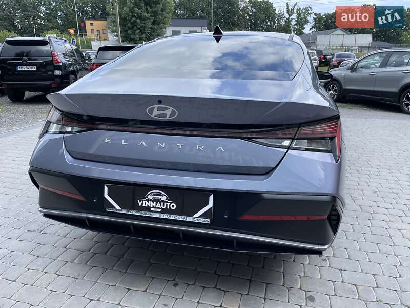 Седан Hyundai Elantra 2024 в Виннице