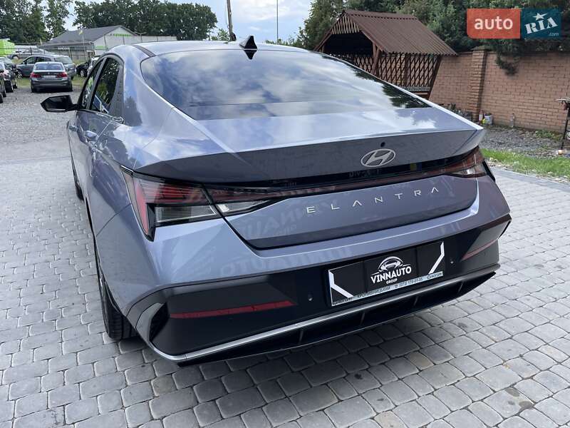 Седан Hyundai Elantra 2024 в Виннице