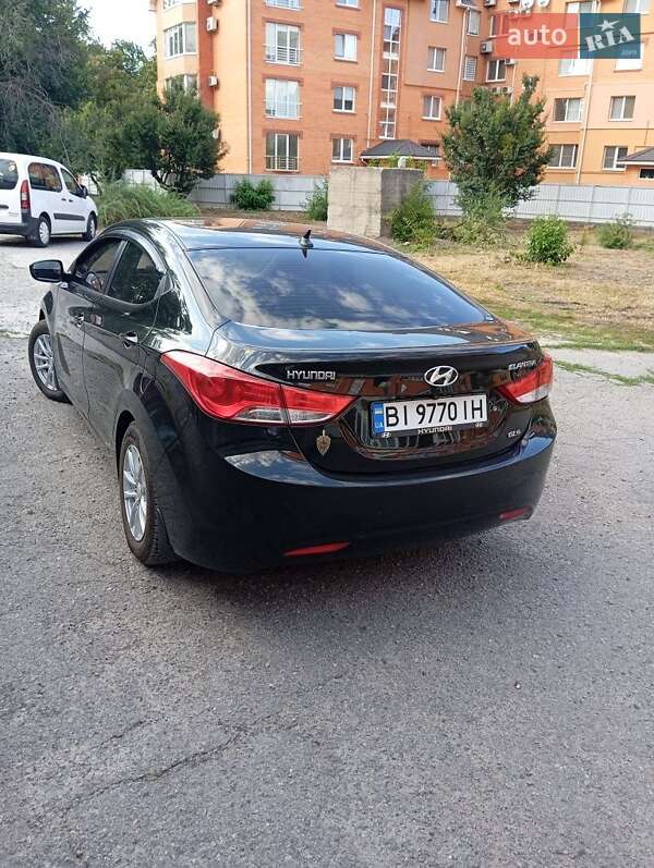 Седан Hyundai Elantra 2012 в Кременчуге