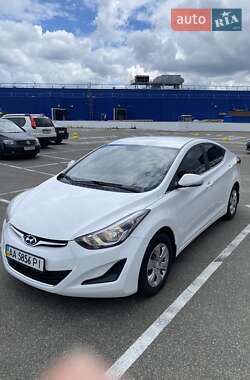 Седан Hyundai Elantra 2014 в Києві