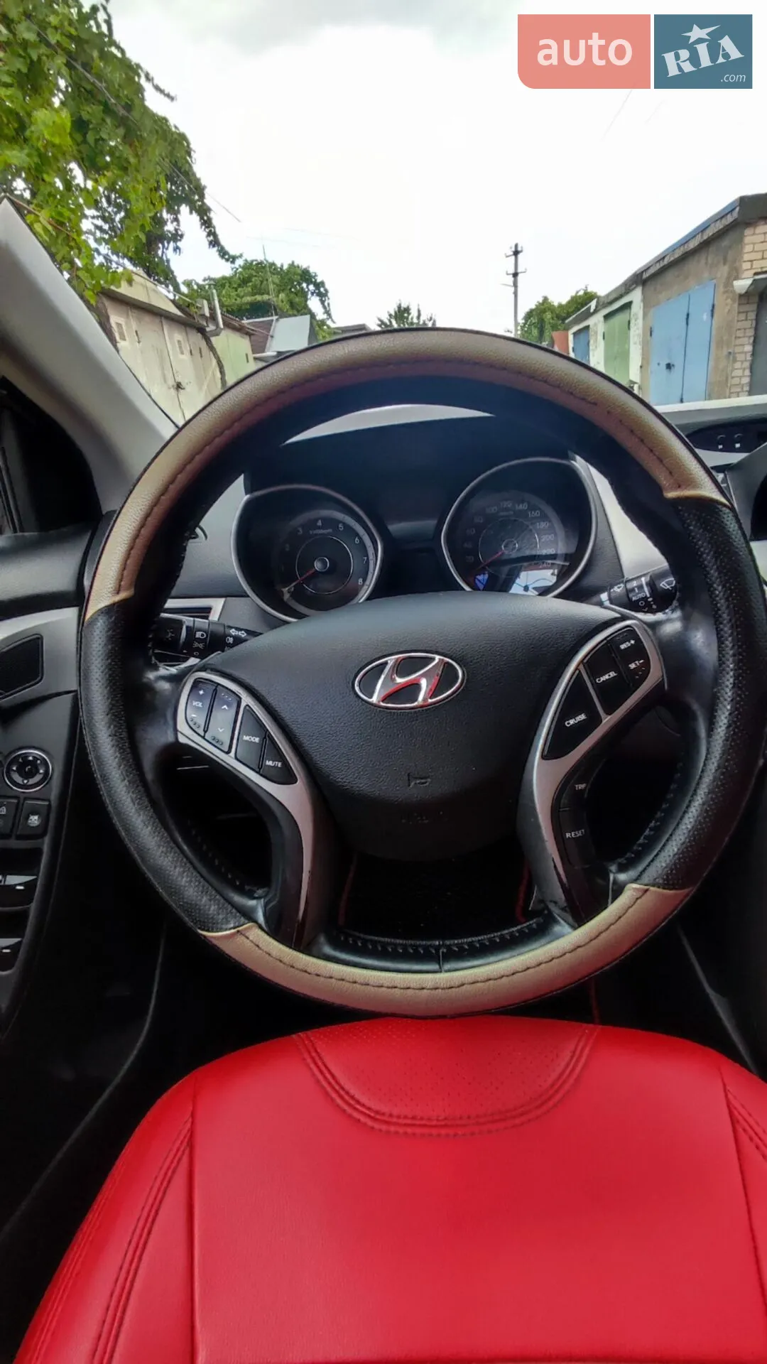 2013 Hyundai Elantra - мініатюра 14