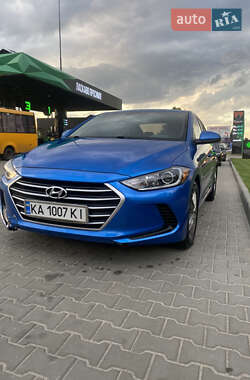Седан Hyundai Elantra 2016 в 