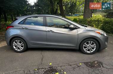 Хэтчбек Hyundai Elantra 2014 в 