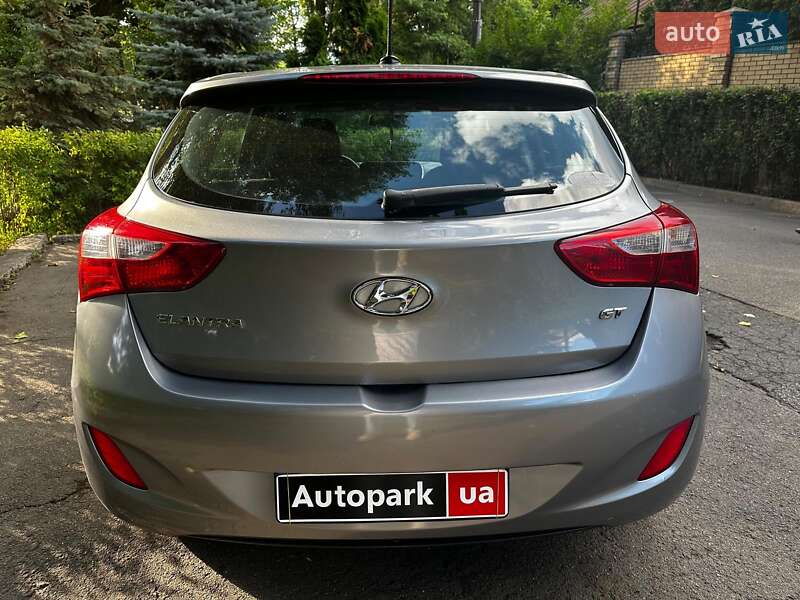 Хэтчбек Hyundai Elantra 2014 в Киеве