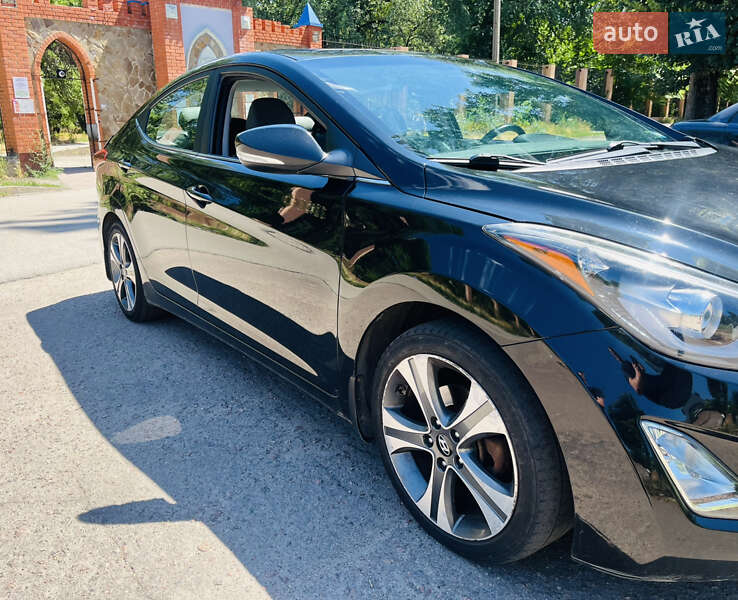 Седан Hyundai Elantra 2014 в Кропивницком