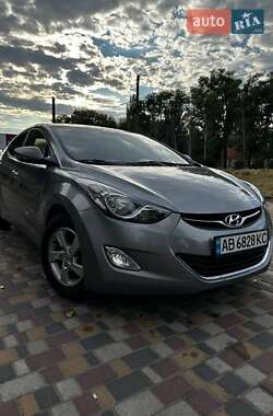 Седан Hyundai Elantra 2012 в 