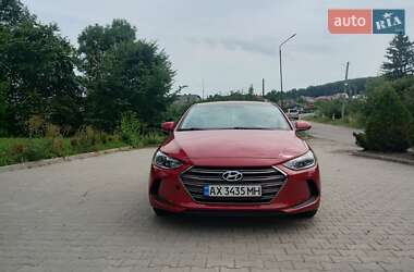 Седан Hyundai Elantra 2017 в Тернополе