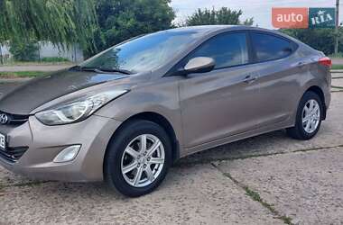 Седан Hyundai Elantra 2011 в Ладыжине