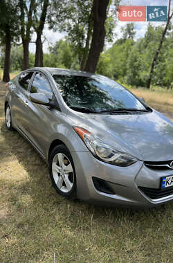 Седан Hyundai Elantra 2012 в Києві