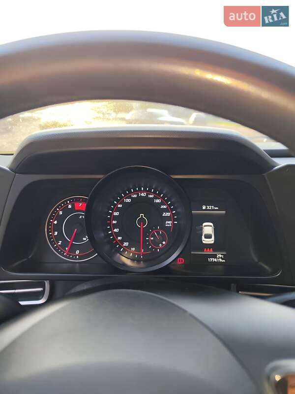 Седан Hyundai Elantra 2020 в Сумах