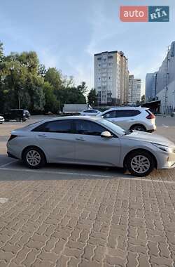 Седан Hyundai Elantra 2020 в 