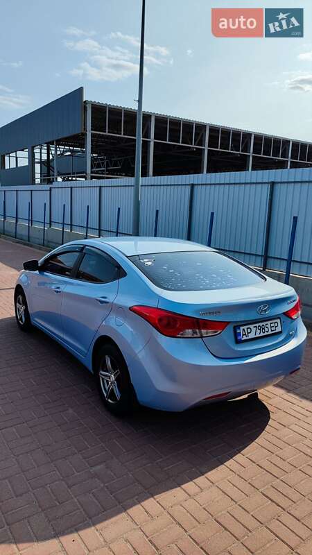Седан Hyundai Elantra 2013 в Полтаве