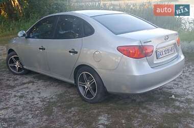 Седан Hyundai Elantra 2008 в 